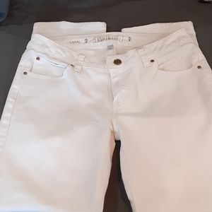Women's white capri Jean's